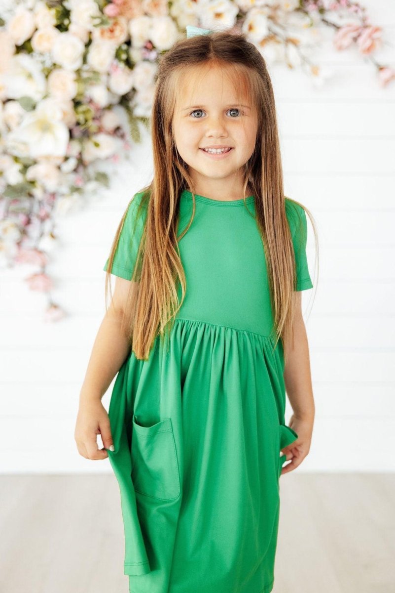 Mila & Rose ® Kelly Green Short Sleeve Pocket Twirl Dress For Girls - Everetts Place Boutique - 