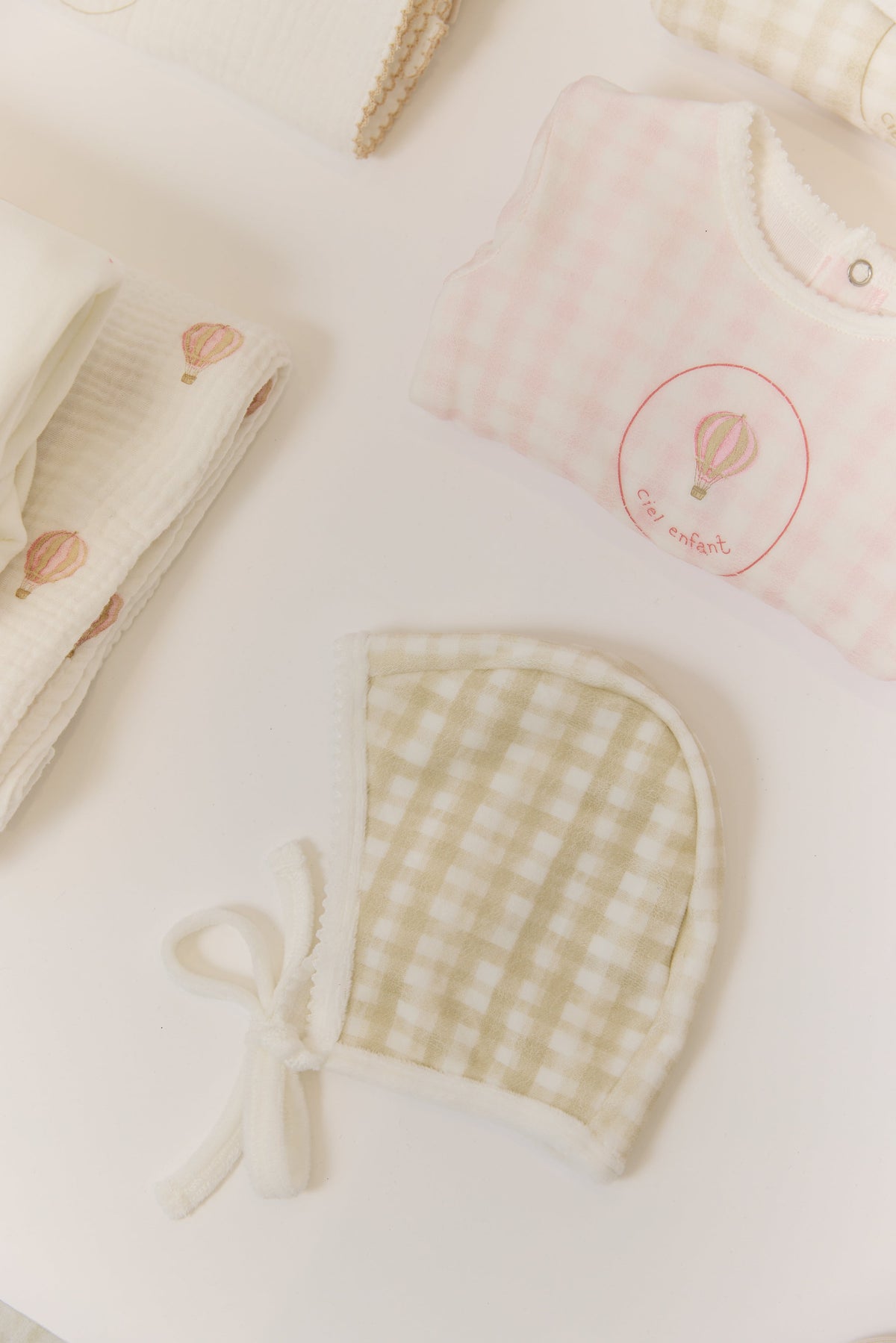 Ciel Enfant Gingham Footie & Hat Set by KIPP™ Collection
