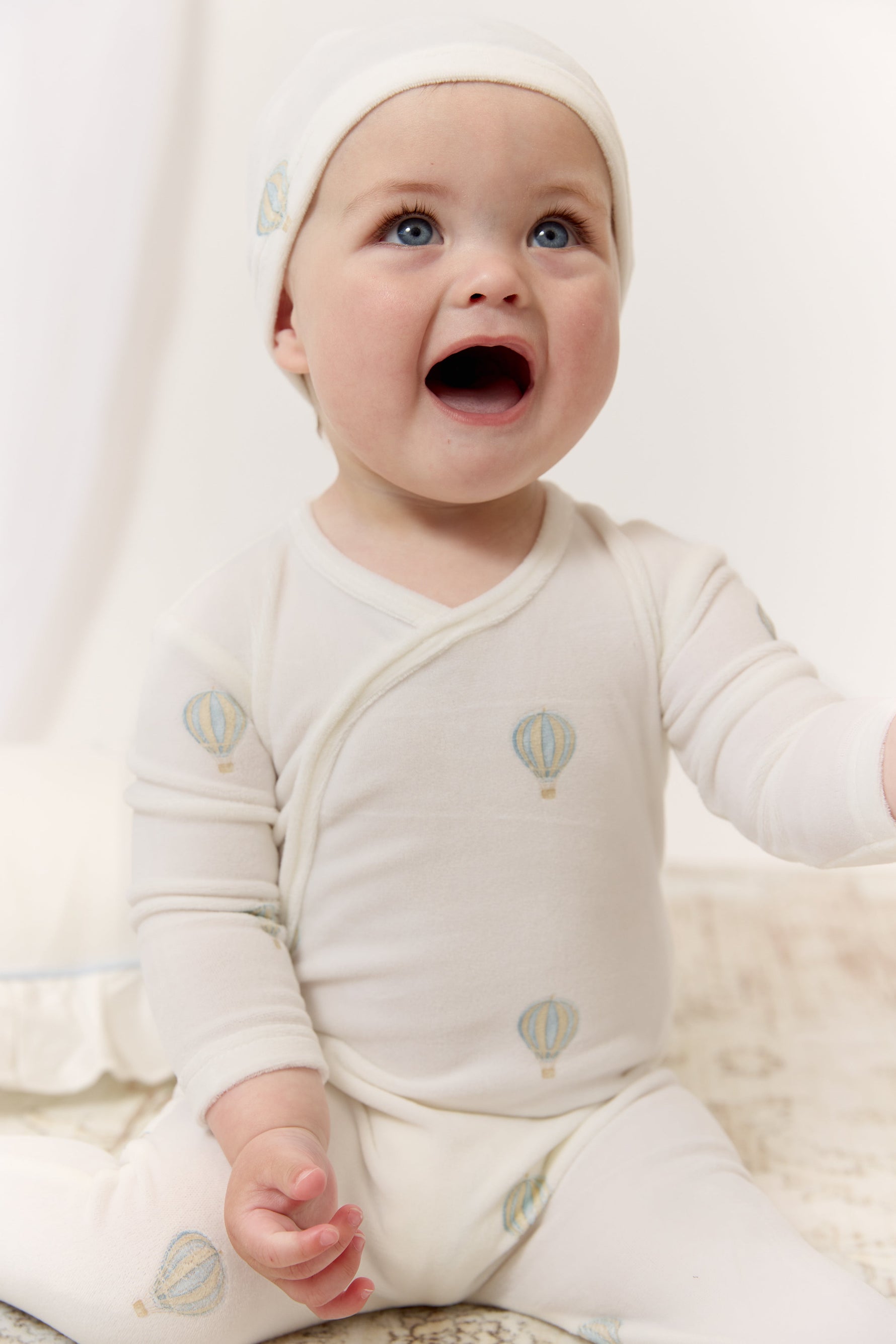 Ciel Enfant Wrap Footie & Hat Set - Blue by KIPP™ Collection