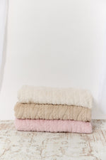 Atelier Cable Fur Blanket - White by KIPP™ Collection