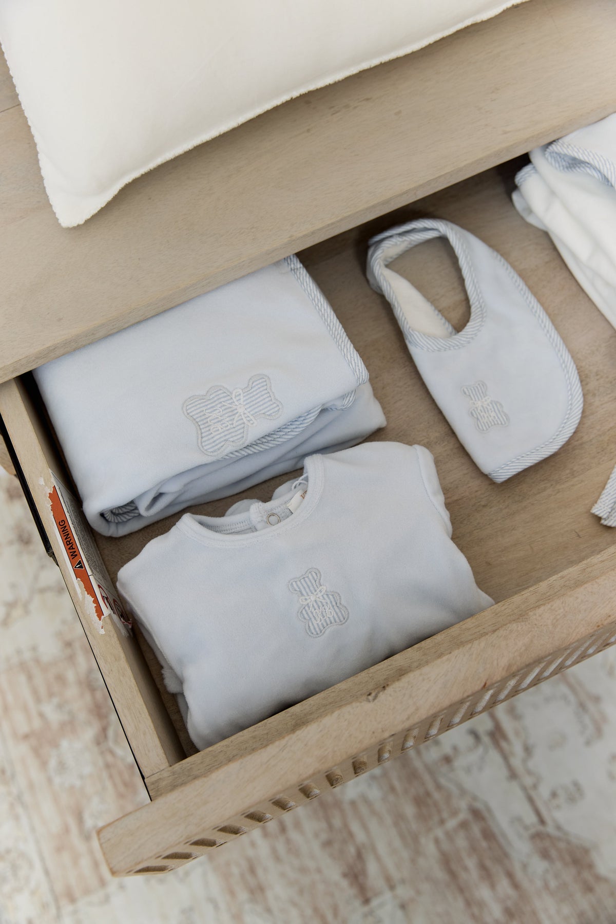 Petit Ours Bib - Blue by KIPP™ Collection