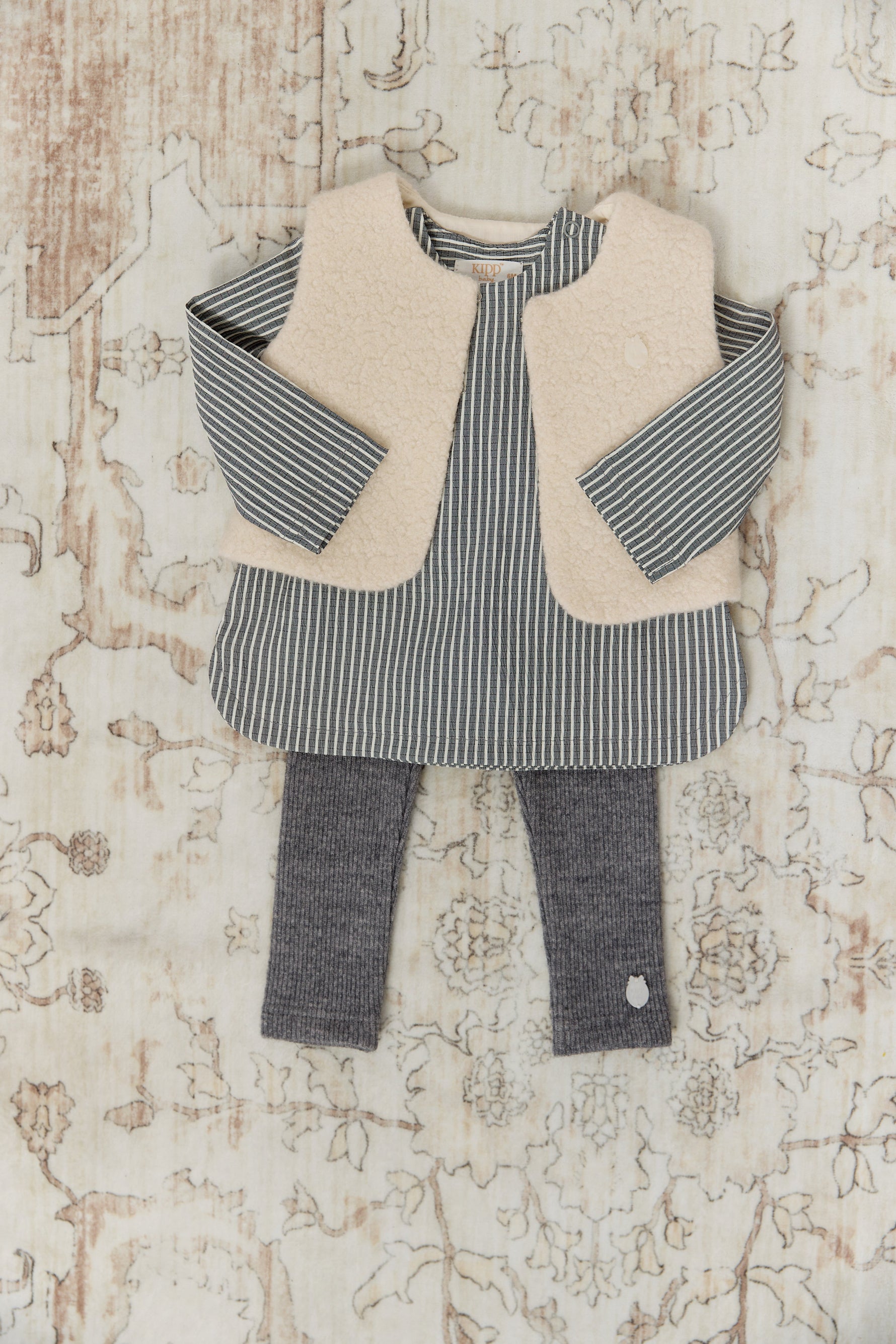 Sherpa KB Vest - White by KIPP™ Collection