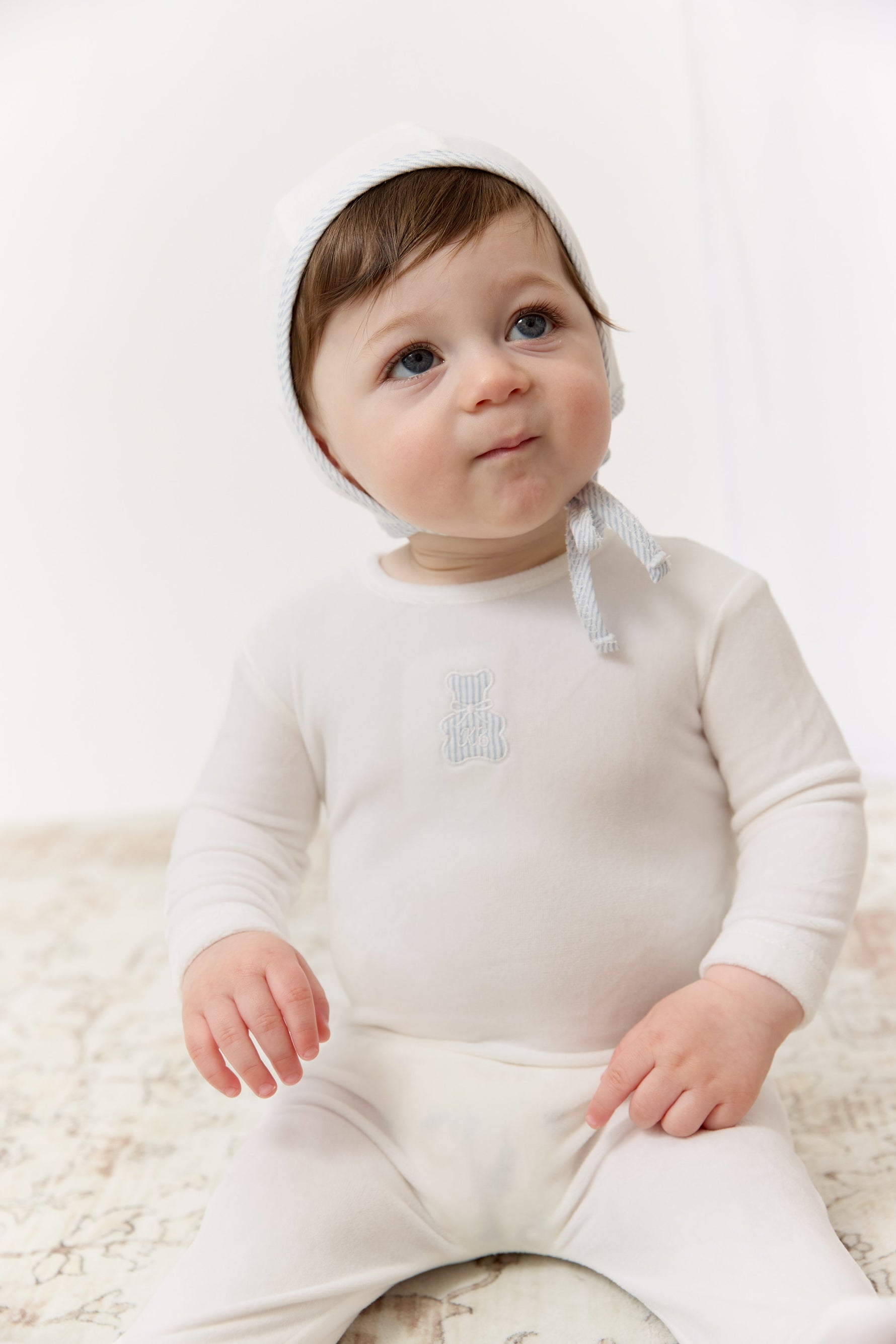 Petit Ours Footie & Hat Set - White Blue by KIPP™ Collection