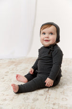 Felt Wrap Set with Hat - Grey by KIPP™ Collection