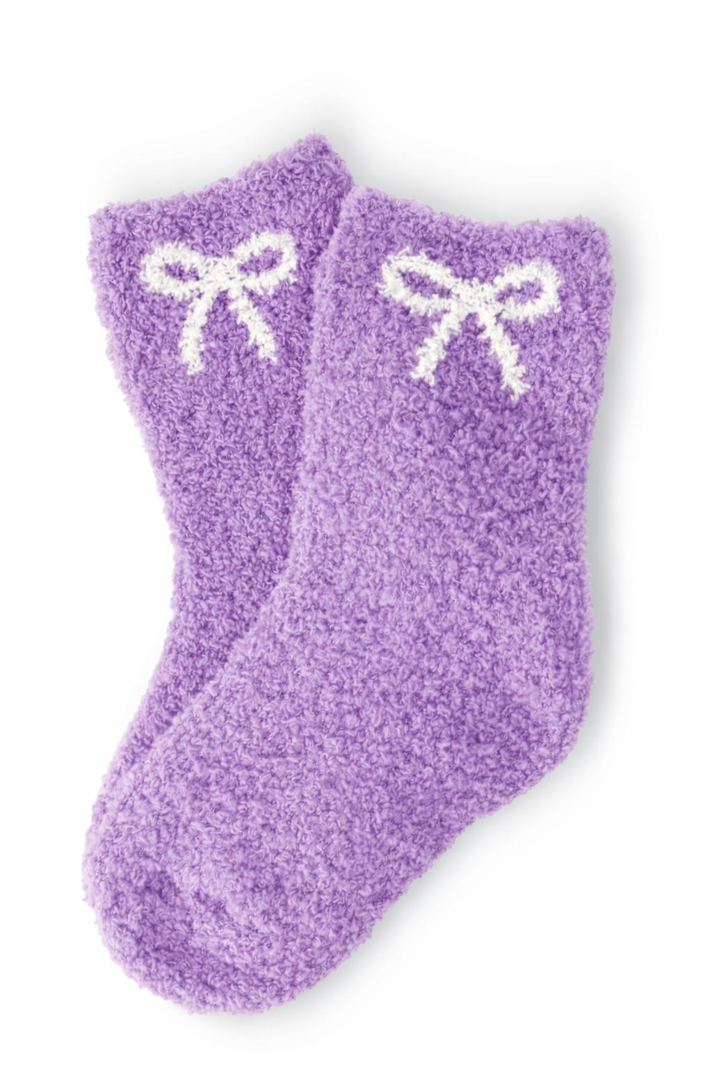 Cozy socks in lilac and coconut with a bow accent for baby and toddler feet