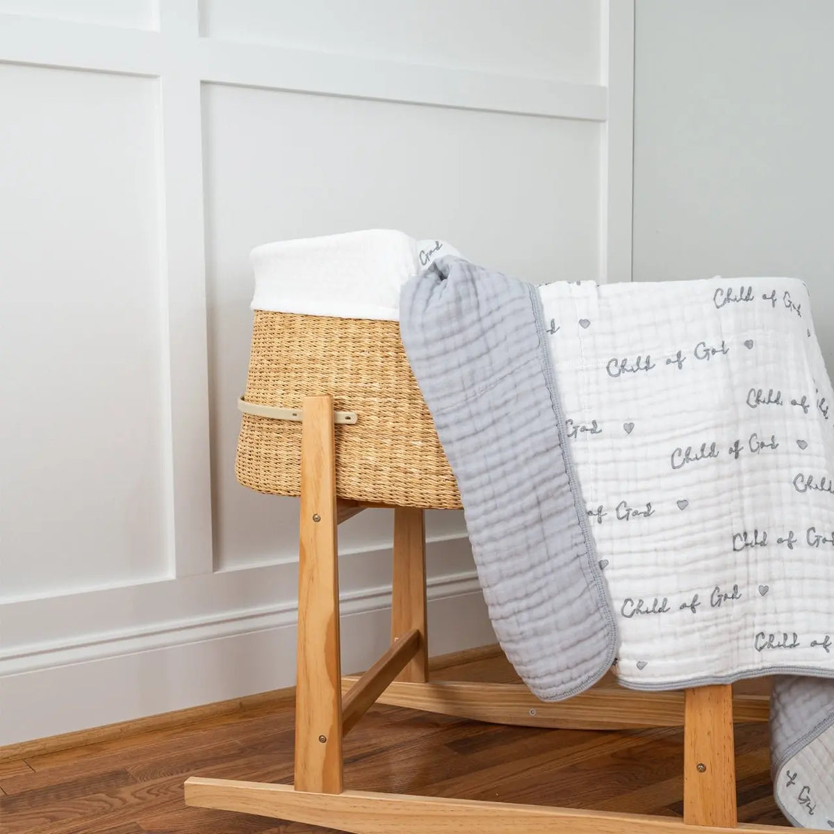 LollyBanks Cotton Muslin Child of God Quilt - 