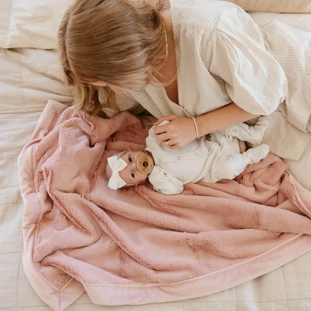 Lush Receiving Blankets Soft Comfort For All Ages Family - Everetts Place Boutique - 
