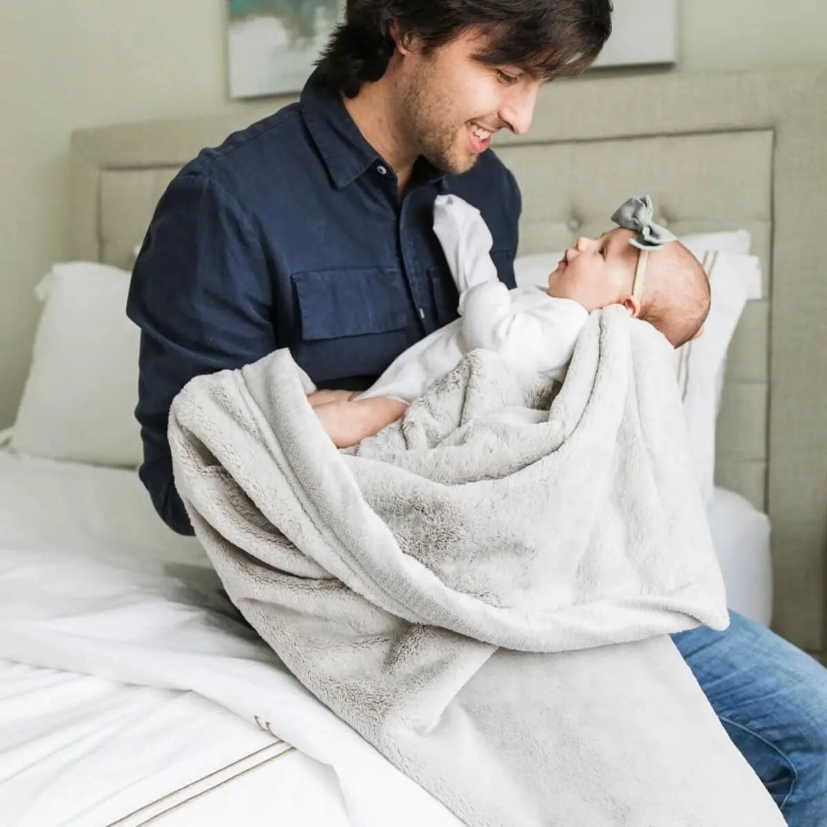 Saranoni Lush Receiving Blankets Soft Comfort For All Ages Family - Everetts Place Boutique - 