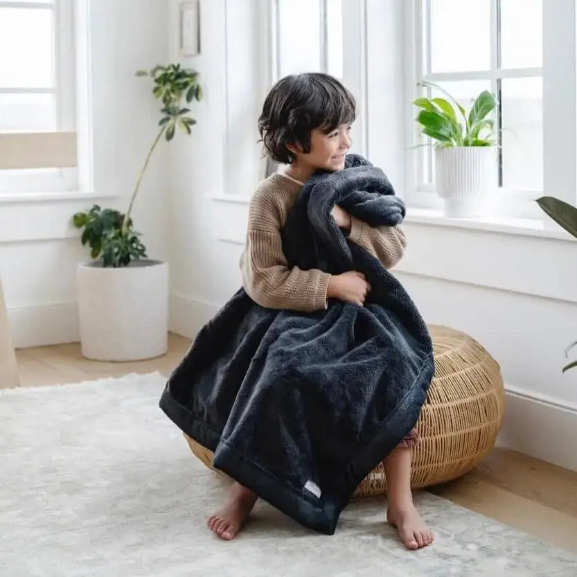 Saranoni Lush Receiving Blankets Soft Comfort For All Ages Family - Everetts Place Boutique - 