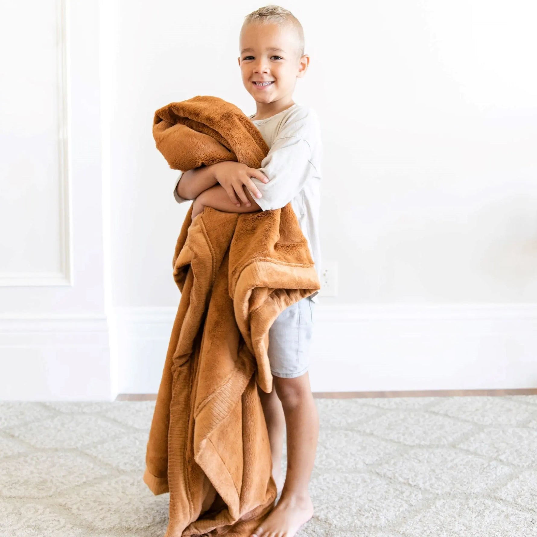 Lush Toddler Blankets Saranoni Luxury Plush Premium Saranoni Everetts Place Boutique
