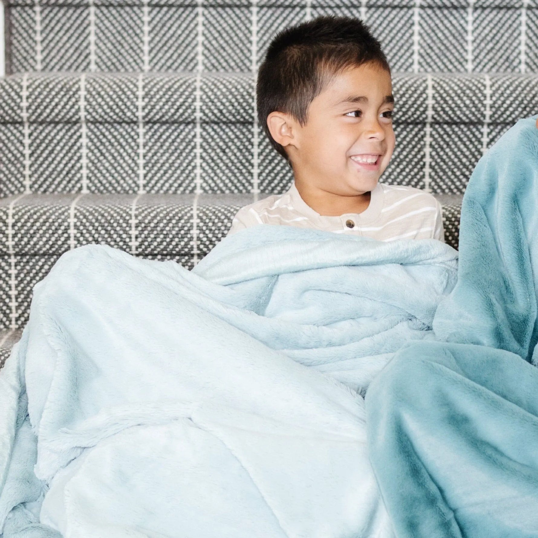 Lush Toddler Blankets Saranoni Luxury Plush Premium Saranoni Everetts Place Boutique