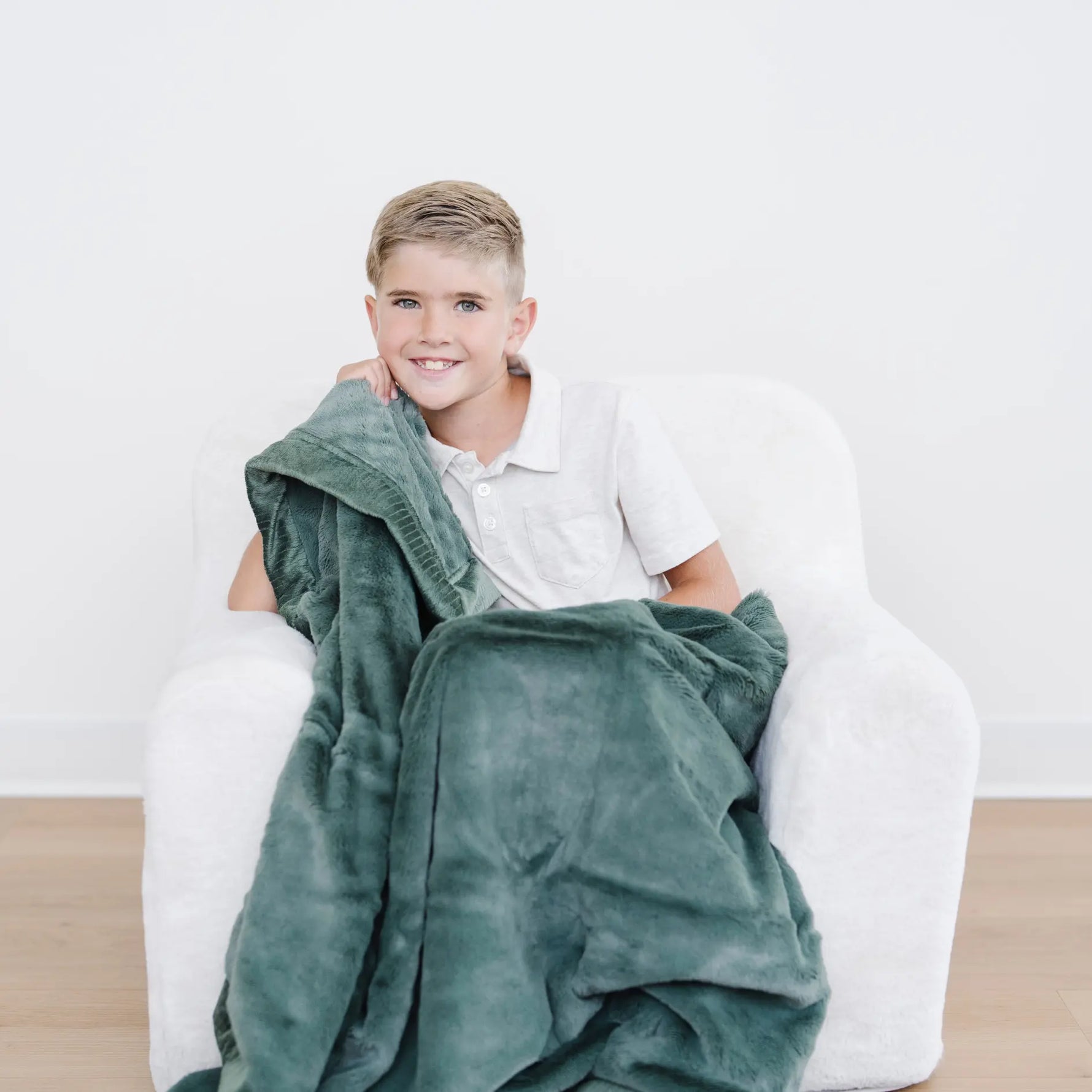 Lush Toddler Blankets Saranoni Luxury Plush Premium Saranoni Everetts Place Boutique