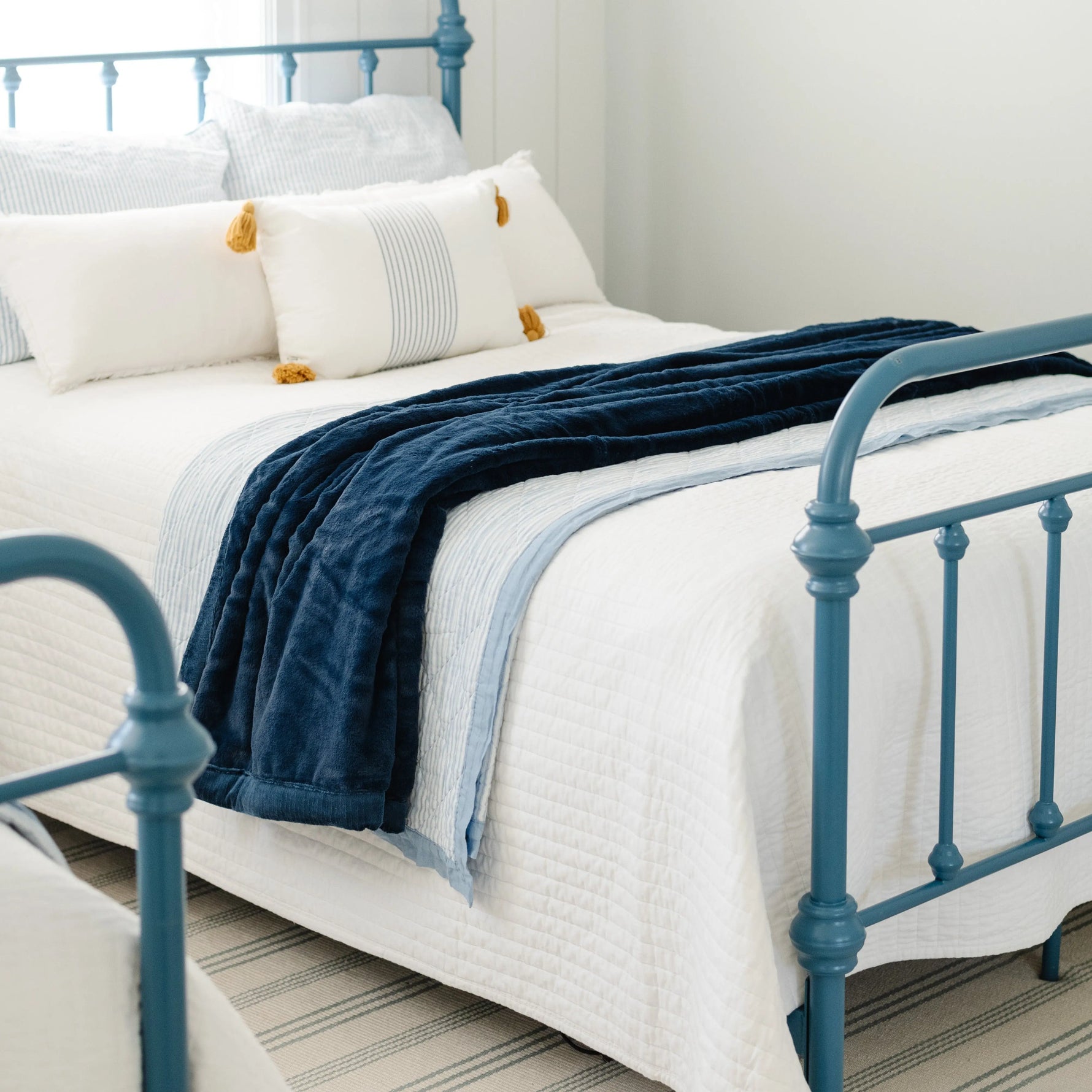 Lush Toddler Blankets Saranoni Luxury Plush Premium Saranoni Everetts Place Boutique