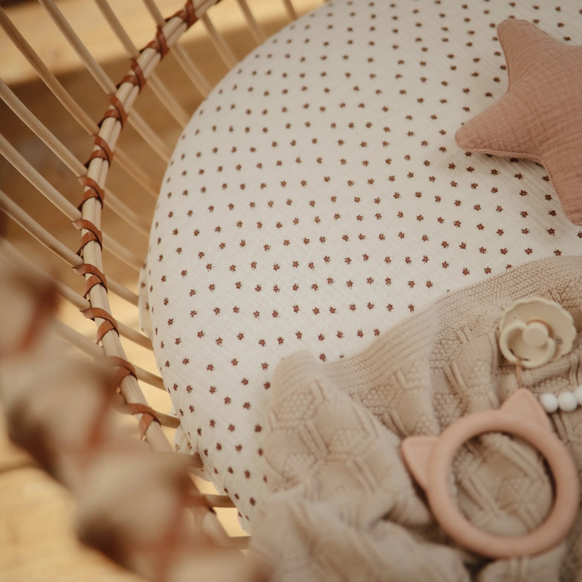 Extra Soft Bassinet Muslin Crib Sheet for Baby - 100 Percent Cotton Breathable Fabric Mushie
