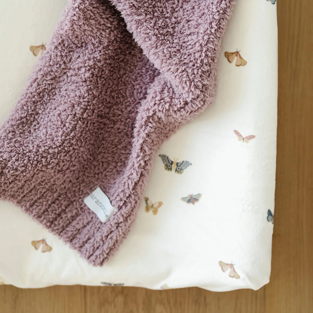 MINKY STRETCH LUXE CRIB SHEETS Saranoni 