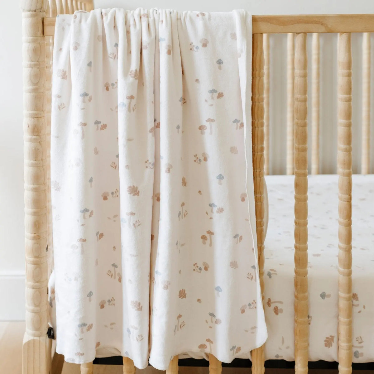 MINKY STRETCH LUXE CRIB SHEETS Saranoni 