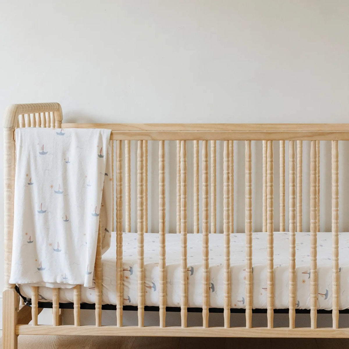 MINKY STRETCH LUXE CRIB SHEETS Saranoni 