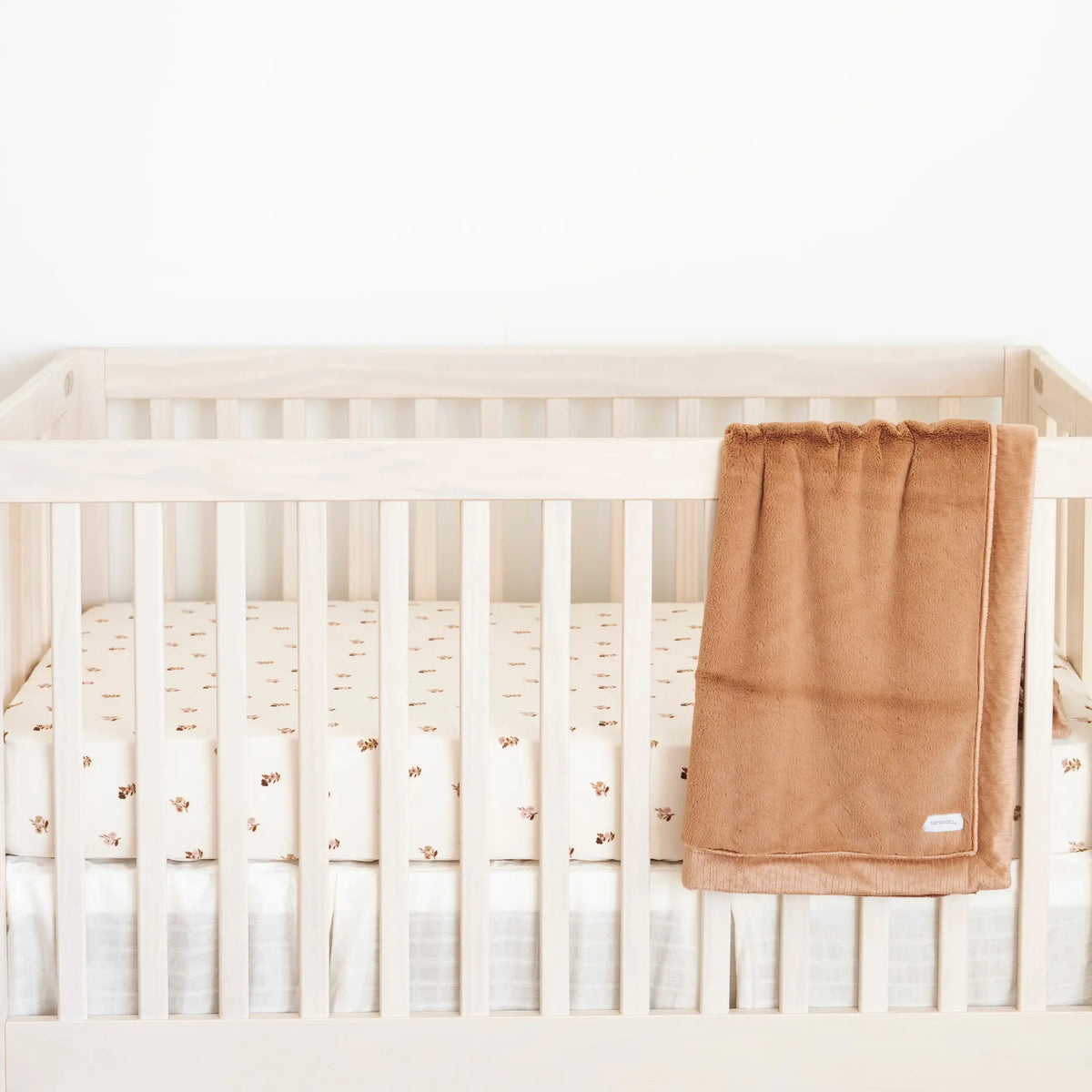 MINKY STRETCH LUXE CRIB SHEETS Saranoni 