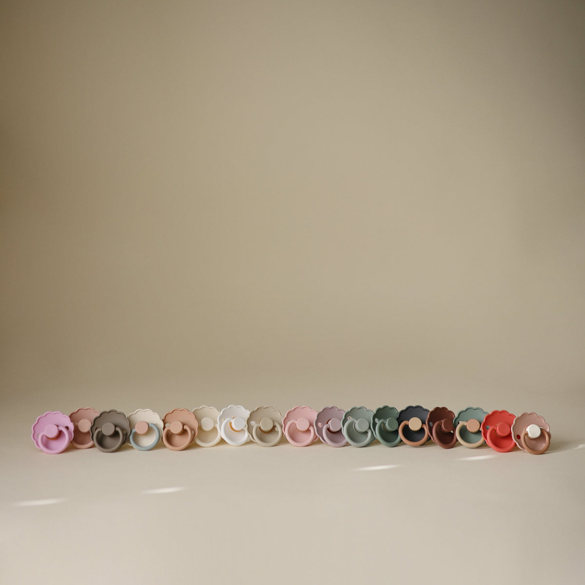 FRIGG Daisy Natural Rubber Pacifier 2-Pack by Mushie at Everetts Place
