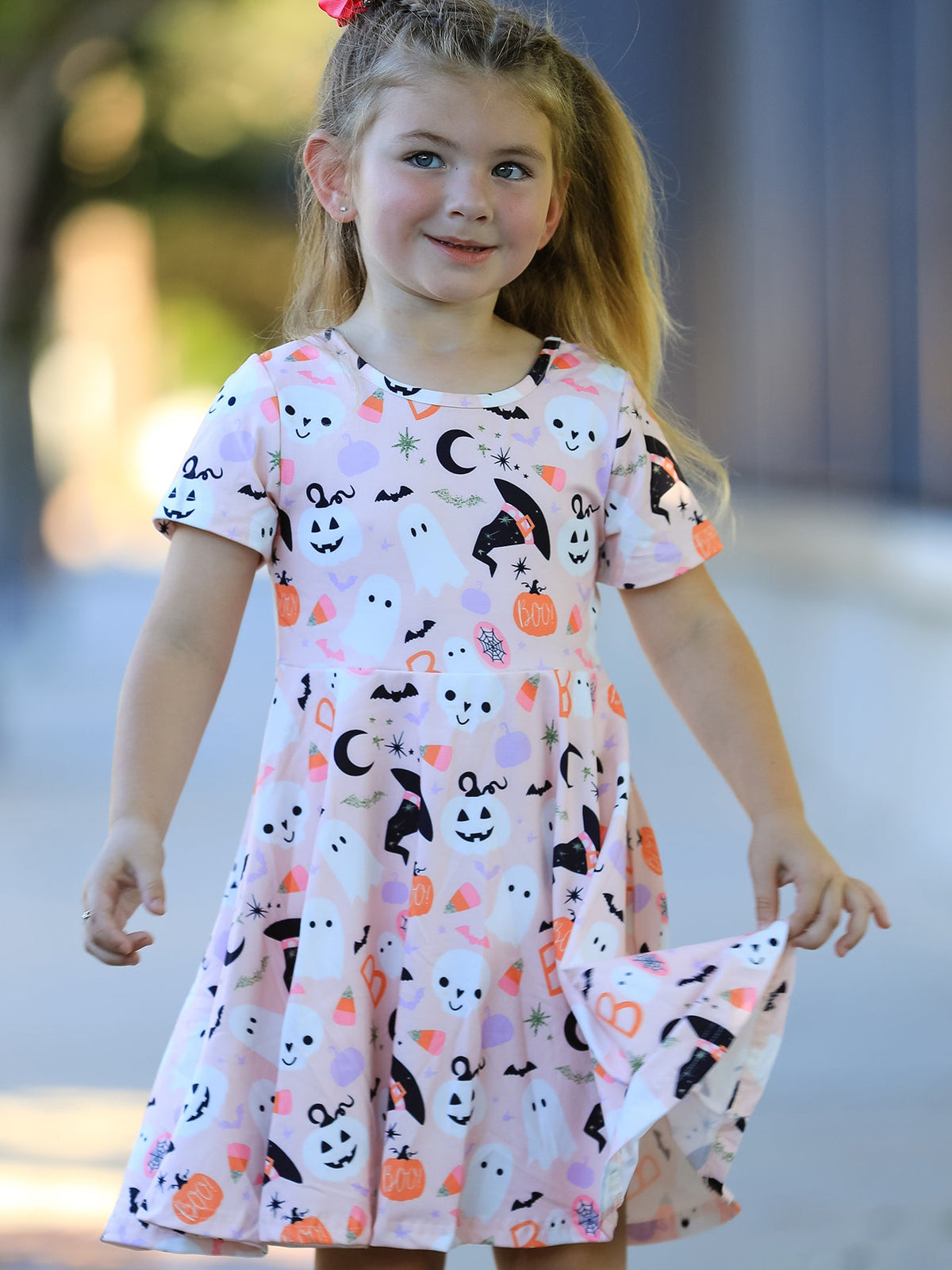 Short-sleeved girls twirl dress with a Halloween ghost girl print and full skirt