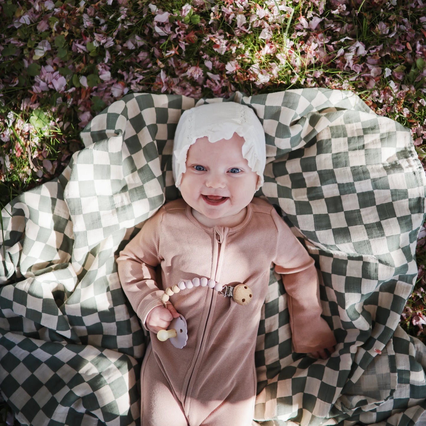 Organic Cotton Muslin Swaddle Blanket for Baby Cuddling and Nursing Mushie