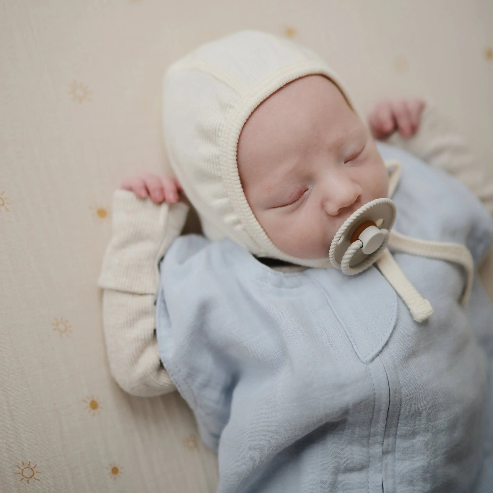 Extra Soft Bassinet Muslin Crib Sheet for Baby - 100 Percent Cotton Breathable Fabric Mushie