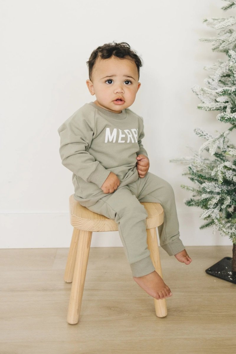 Little Joy Co. Merry Graphic Organic Cotton 2pc Jogger Set - Everetts Place Boutique - 