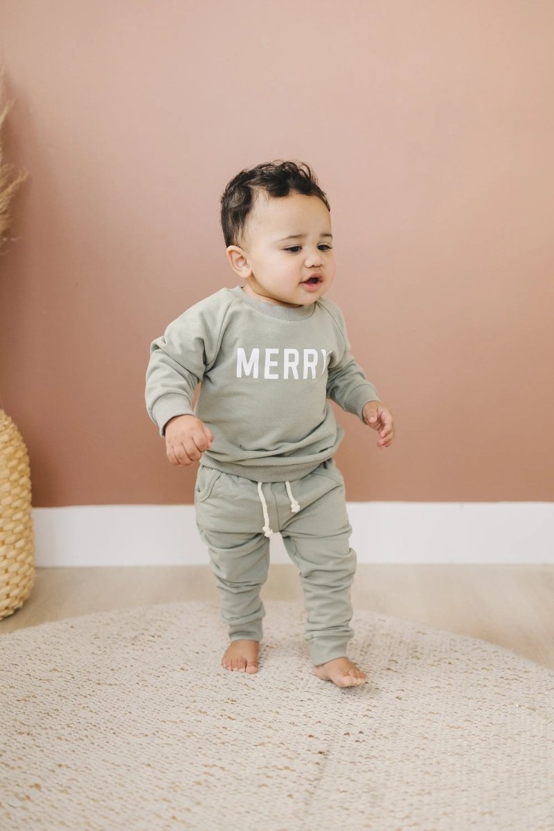 Little Joy Co. Merry Graphic Organic Cotton 2pc Jogger Set - Everetts Place Boutique - 