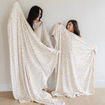 Minky Stretch XL Throw Blanket Saranoni Cozy Swaddle Saranoni Everetts Place Boutique