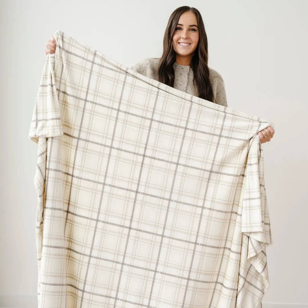 Minky Stretch XL Throw Blanket Saranoni Cozy Swaddle - Everetts Place Boutique - 
