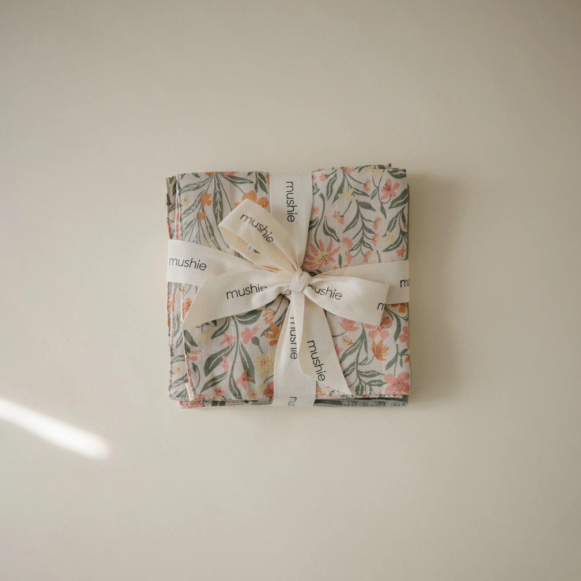 Muslin Cotton Washcloths Made of 100 Percent Organic Cotton Mushie Everetts Place: Online Boutique