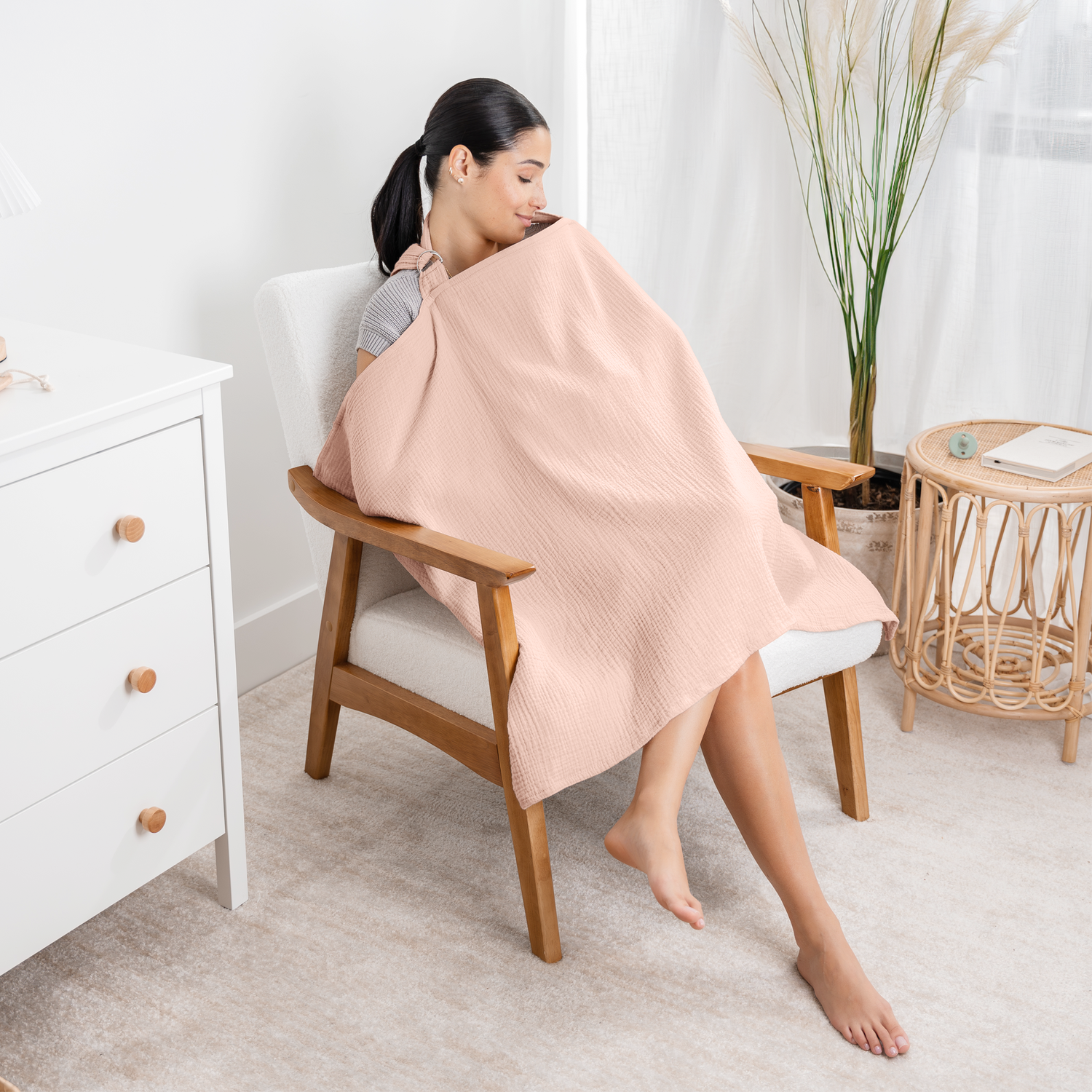 Muslin Nursing Cover Blush Hoop Breastfeeding Baby Privacy Comfy Cubs Everetts Place: Online Boutique