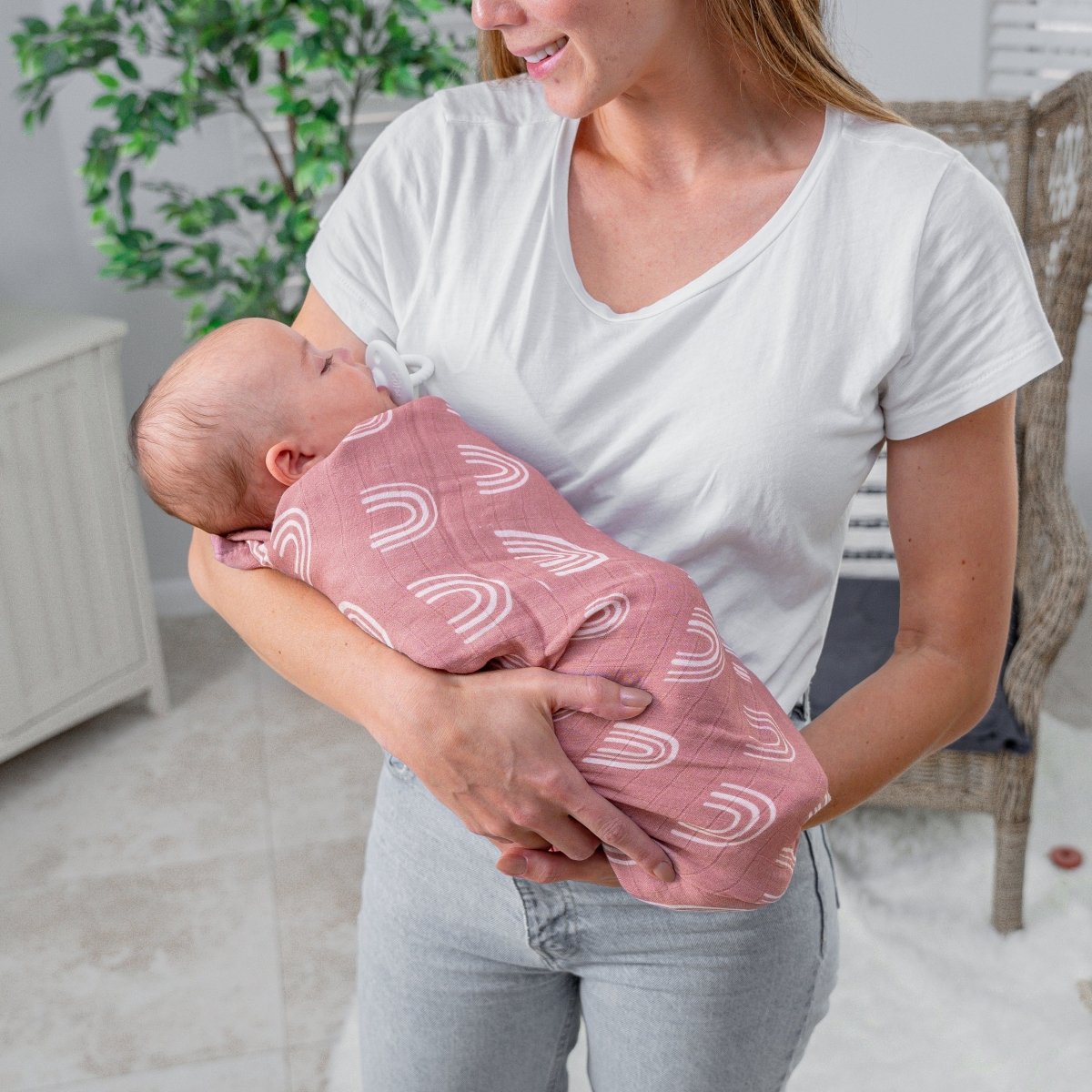 Comfy Cubs Muslin Swaddle Blanket Mauve Rainbow 1 Pack For Baby Sleep - Everetts Place Boutique - 