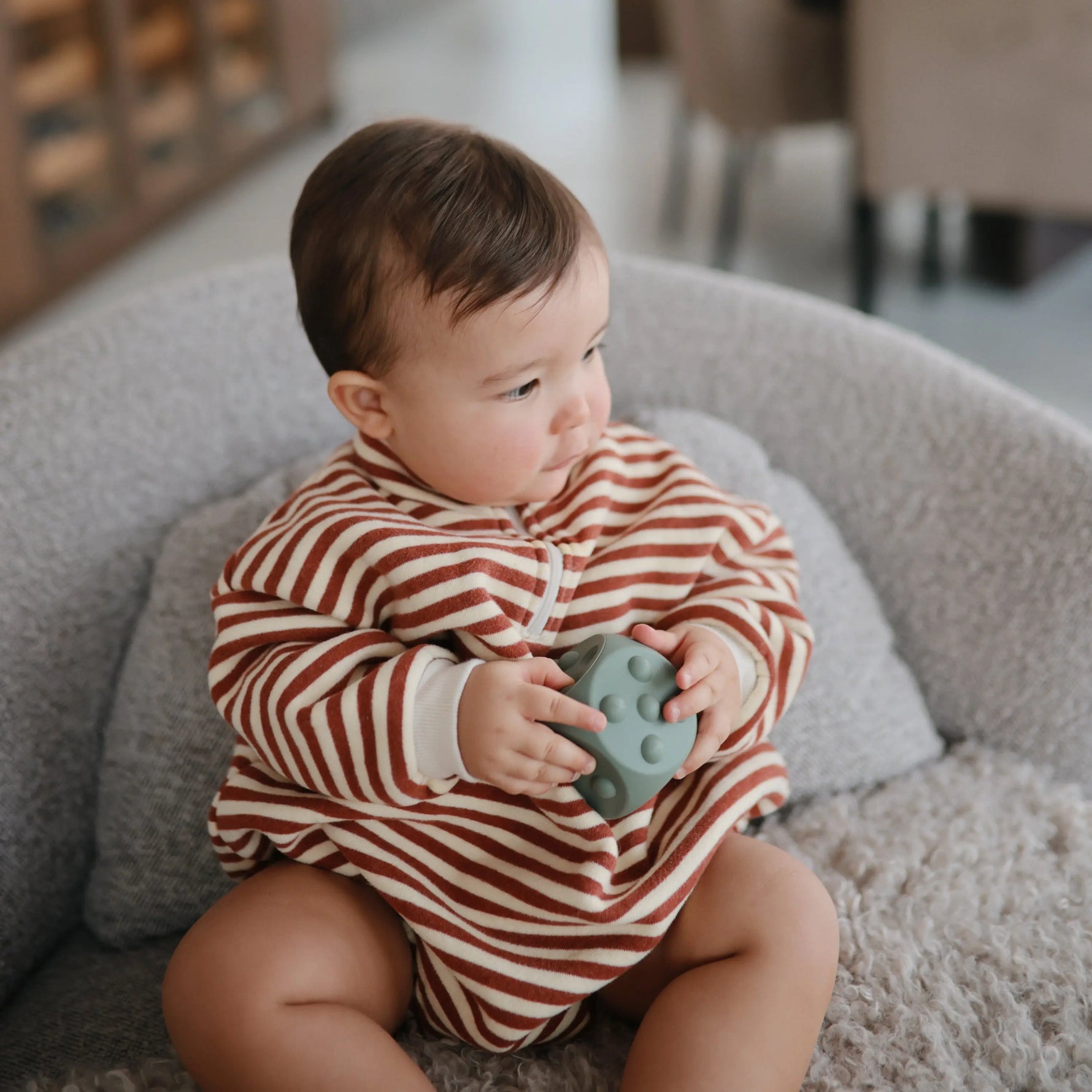 Mushie Mushie Dice Press Toy for Fine Motor Skill Development and Learning - Baby & Toddler > Baby Toys & Activity Equipment > Baby Activity Toys Press Toy