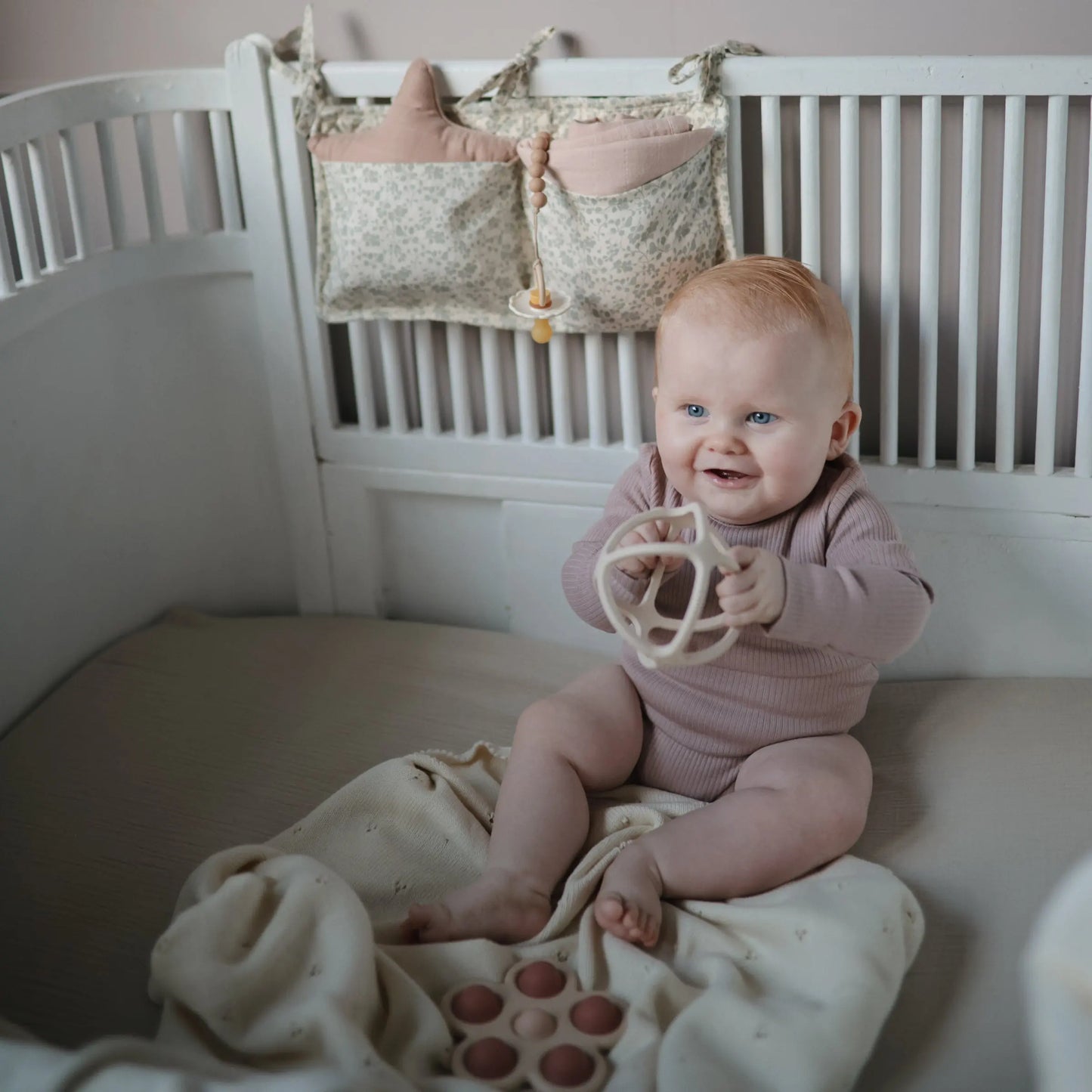 Extra Soft Muslin Crib Sheet for Baby 100% Cotton Breathable and Cozy Mushie