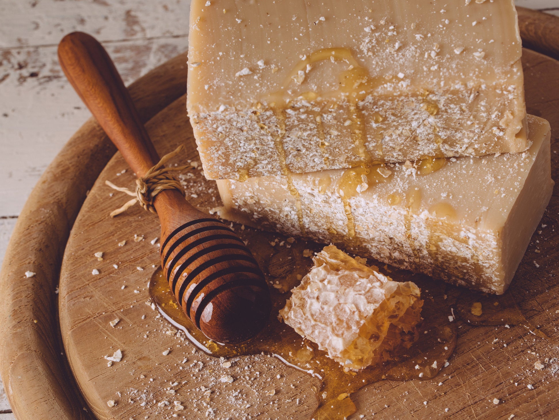 Oatmeal Milk Honey Organic Handmade Soap for Skin Care Sweet Harvest Farms Everetts Place: Online Boutique