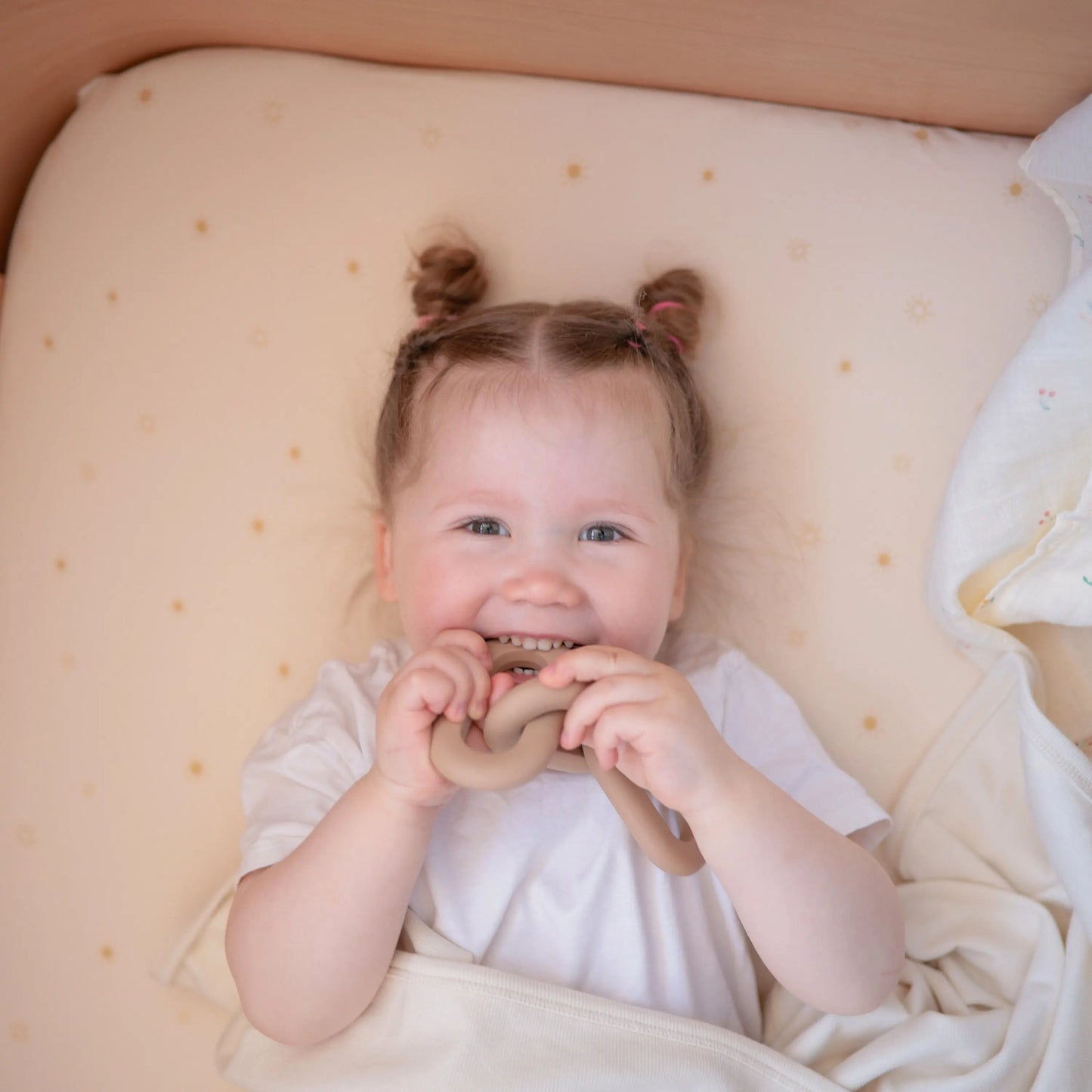 Stretchy Mini Crib Sheet Made with Organic Cotton Soft and Breathable Perfect Fit Mushie