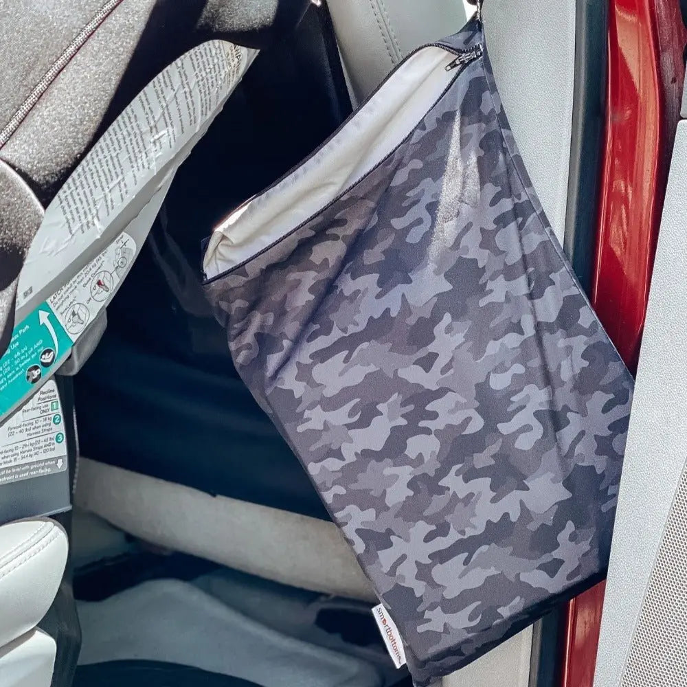 On-the-Go Wet Bag - Incognito - Car seat, Car Seat Cover, Head restraint, Car door, Silver | Everetts Place