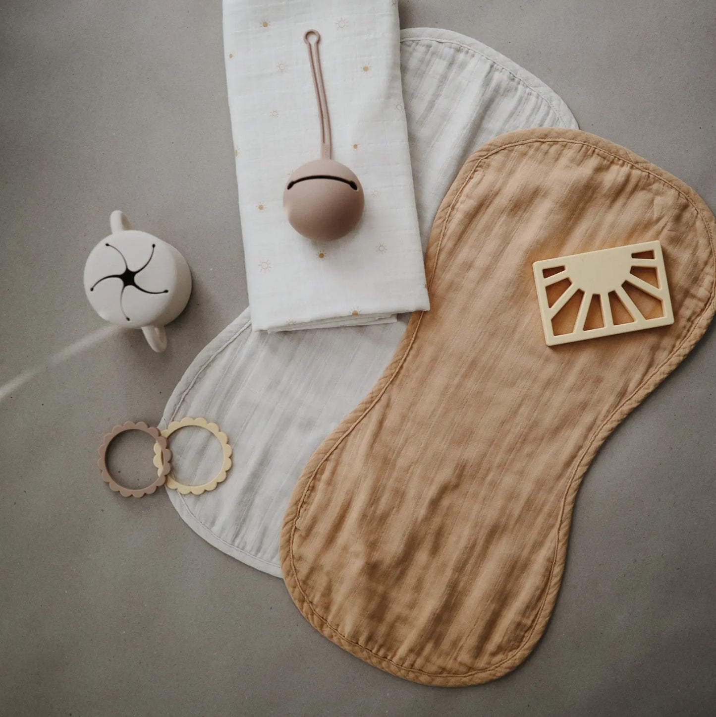 Organic Cotton Muslin Burp Cloth 2 Pack Mushie Everetts Place: Online Boutique