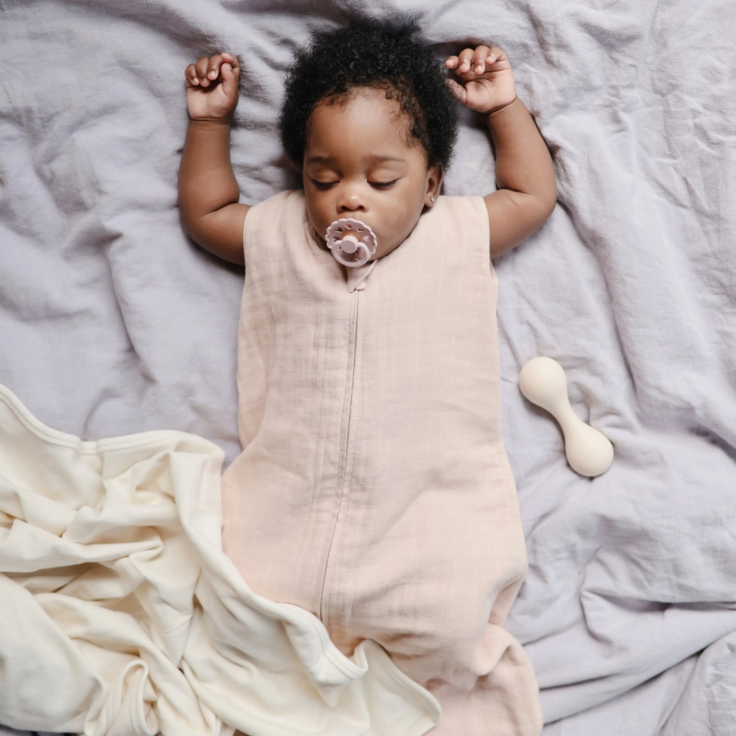 Organic Cotton Sleep Bag for Babies Lightweight Breathable Muslin Design with Two-Way Zipper Sleeveless Full Body Coverage Mushie Everetts Place: Online Boutique