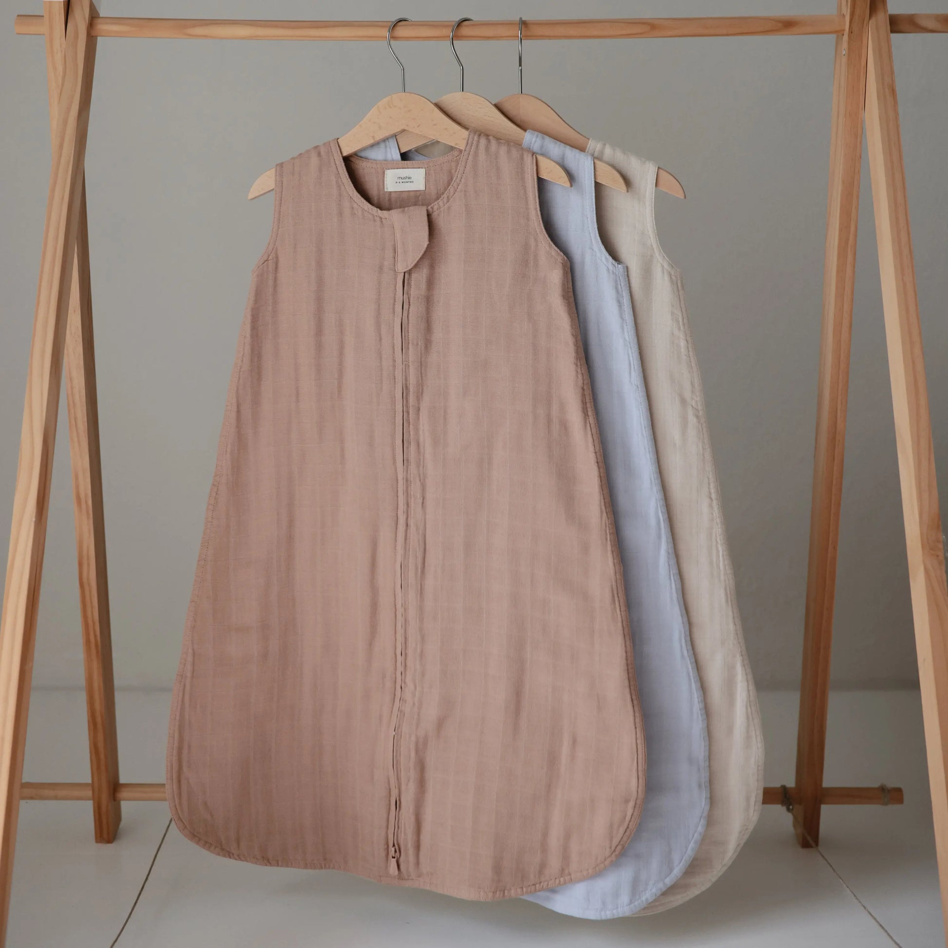 Organic Cotton Sleep Bag for Babies Lightweight Breathable Muslin Design with Two-Way Zipper Sleeveless Full Body Coverage Mushie Everetts Place: Online Boutique