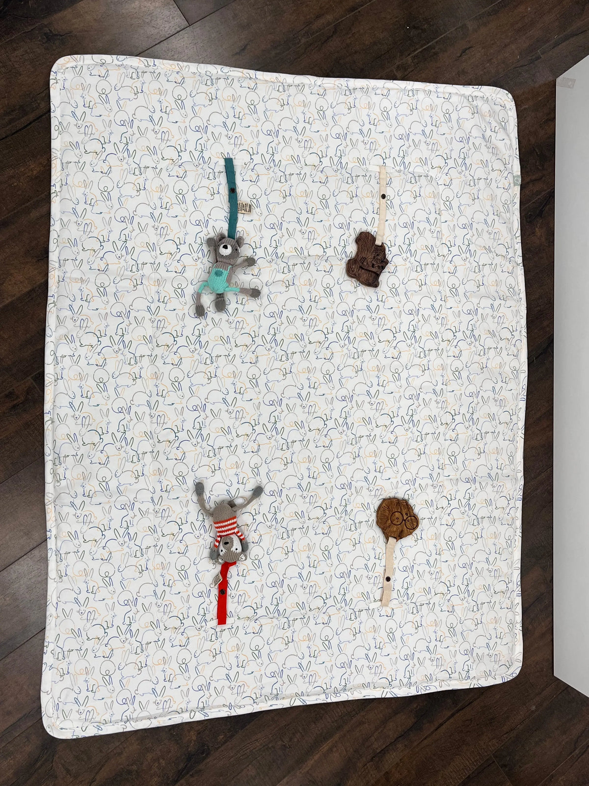 Organic Play Mat | Rectangle | Bunnies Finn + Emma 