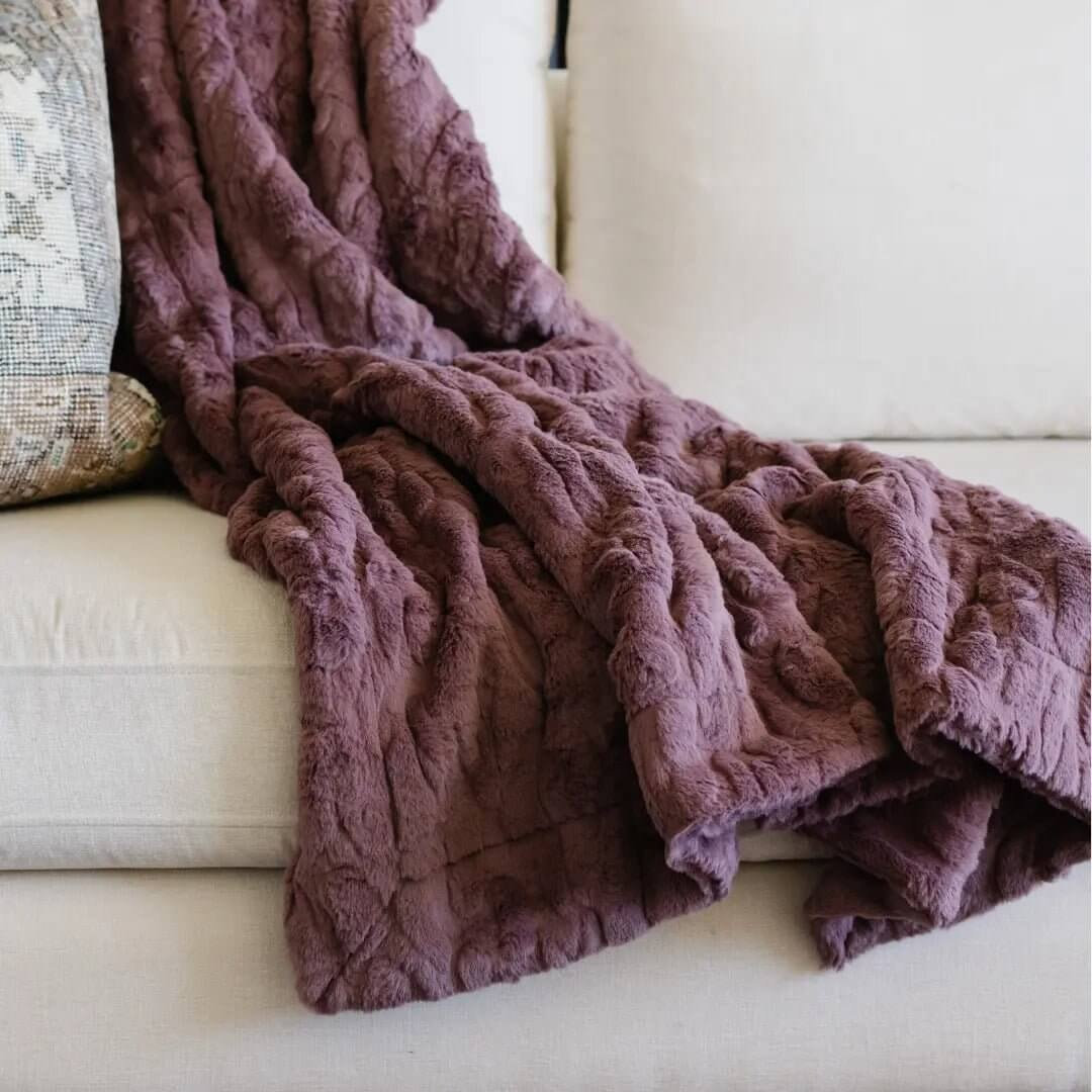 Patterned Faux Fur Throw Blanket Saranoni Luxuriously Soft - Everetts Place Boutique - 
