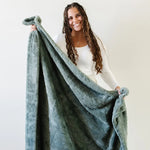 Patterned Faux Fur Throw Blanket Saranoni Luxuriously Soft Saranoni Everetts Place Boutique