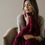 Patterned Faux Fur Throw Blanket Saranoni Luxuriously Soft Saranoni Everetts Place Boutique