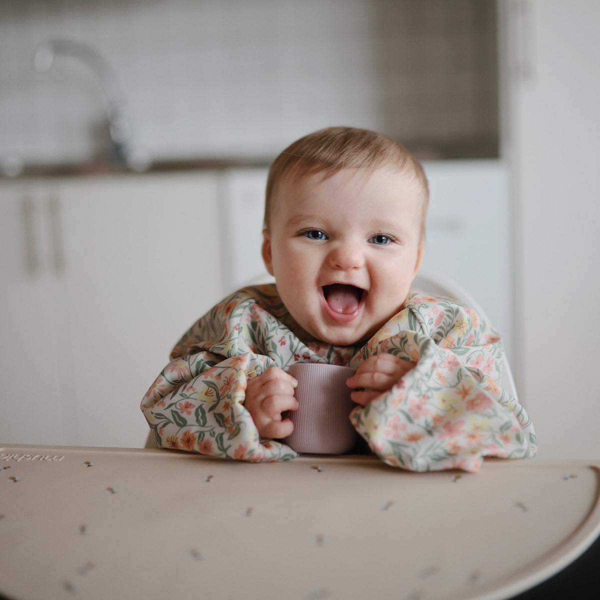 Long Sleeve Bib, 6-24 Months by Mushie