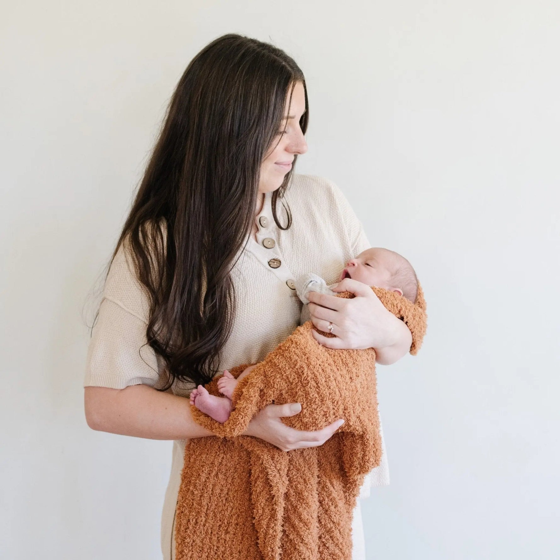 Ribbed Bamboni Receiving Blanket Soft Cozy Baby Blanket Saranoni Everetts Place Boutique