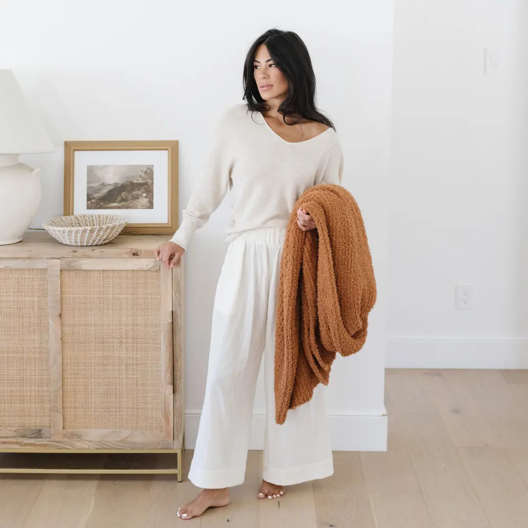 Ribbed Bamboni Throw Blankets Soft Cozy Luxury Premium Saranoni Everetts Place Boutique 119.00