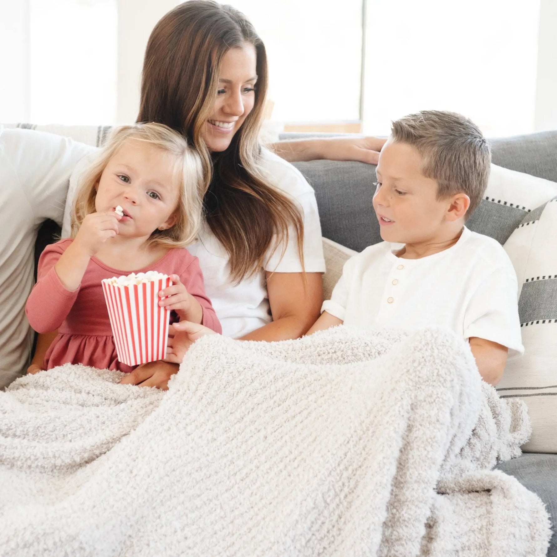 Ribbed Bamboni XL Blankets Breathable Cozy Comfort Saranoni Saranoni Everetts Place Boutique