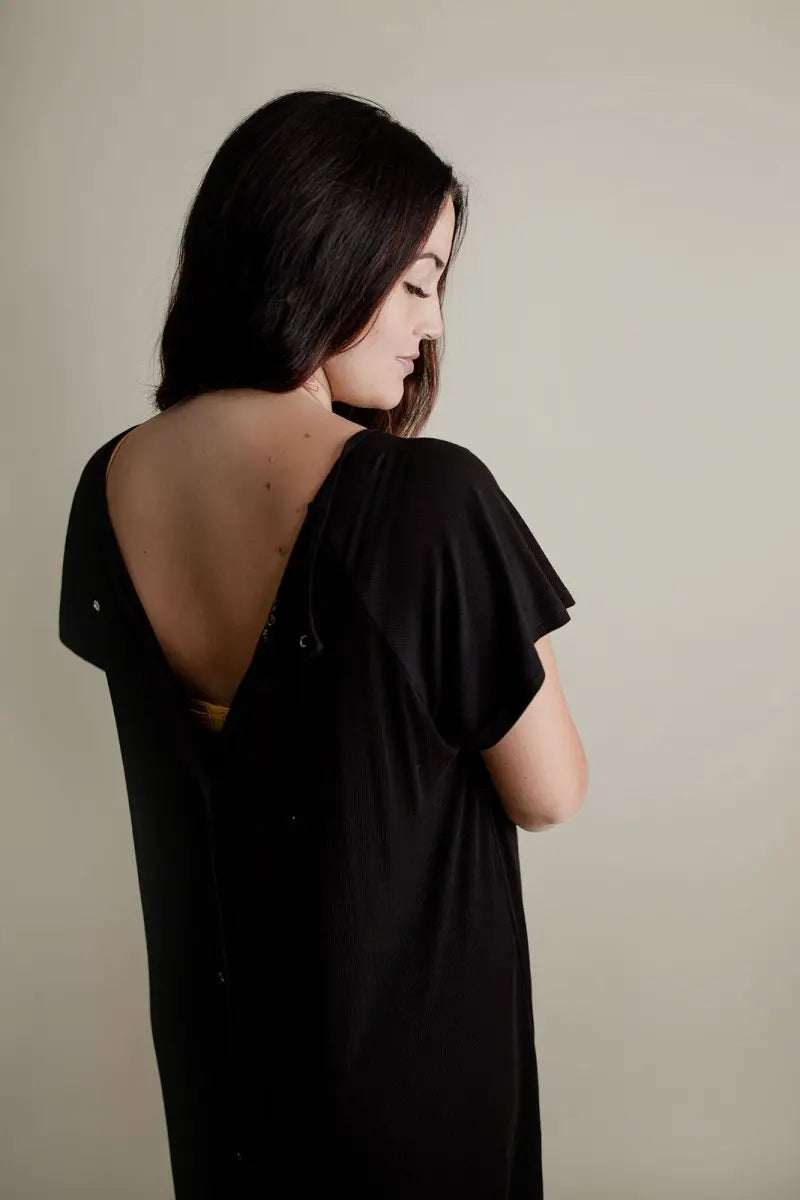 Three Little Tots Ribbed Black Labor and Delivery Nursing Hospital Gown - 